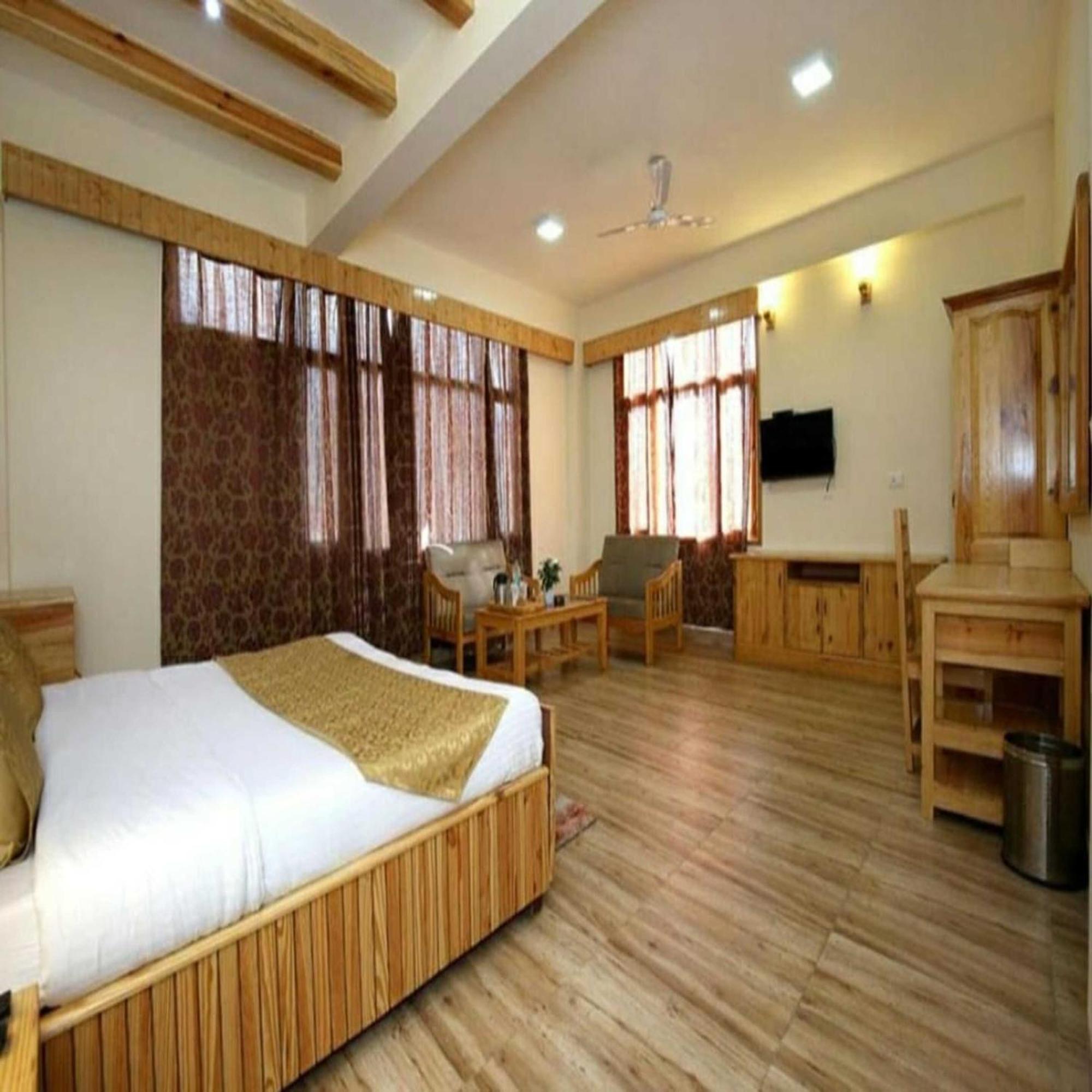Hotel Jamla Inn Manāli Exterior foto